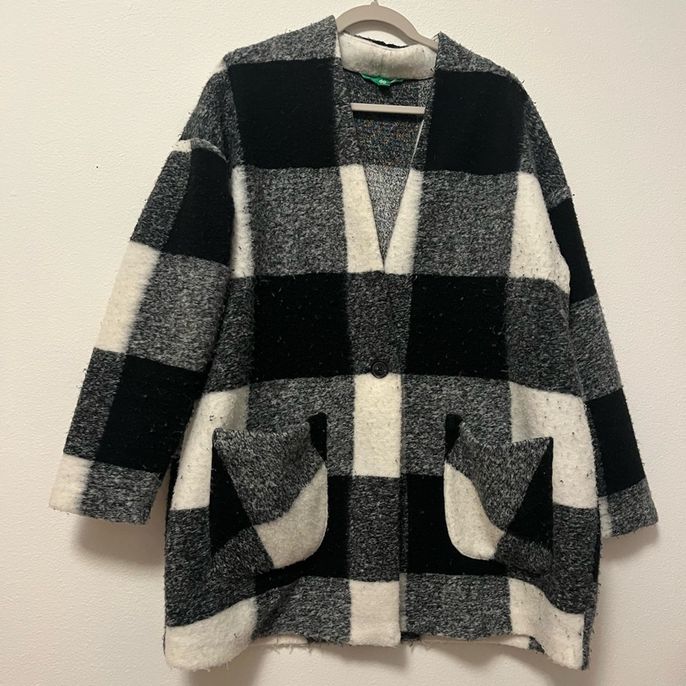 Dip Women’s Gingham Checkered Cardigan Sweater